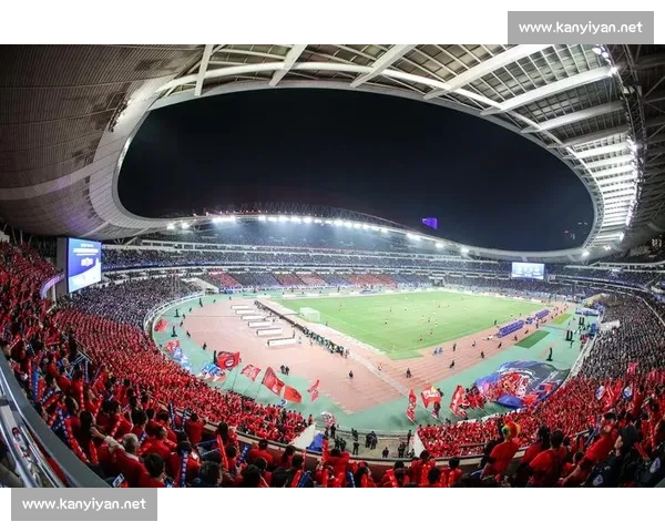 体育赛事评价新视角：深度分析赛场表现与战术变革的影响